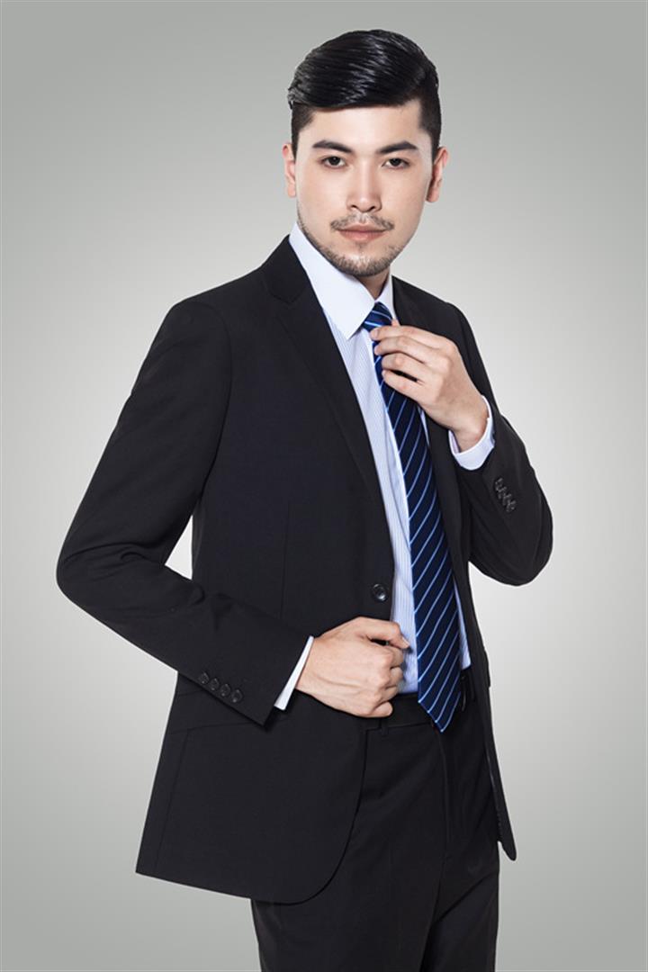 黄启仲 剧本与叙事策划总监
